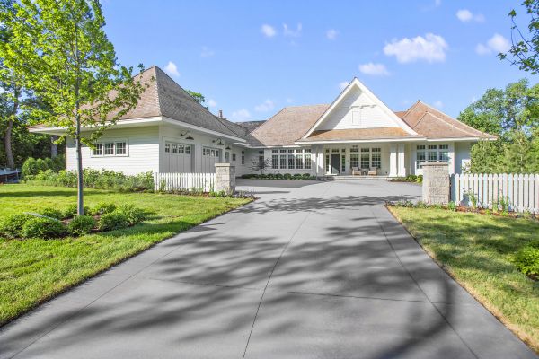 Cost of Driveway Concreting in Roseville